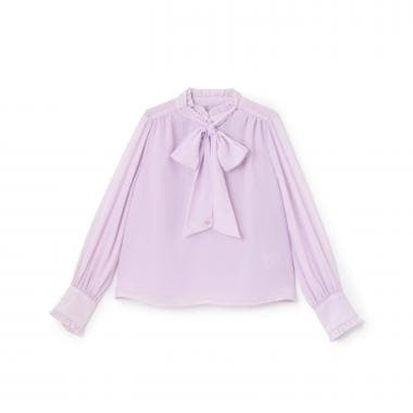 ボウタイブラウス