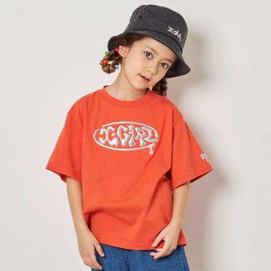 立体メタリックロゴモチーフ半袖Tシャツ