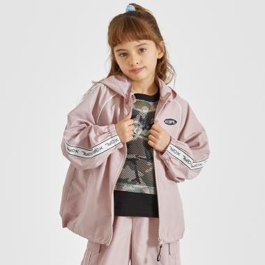 肩ロゴラインブルゾン