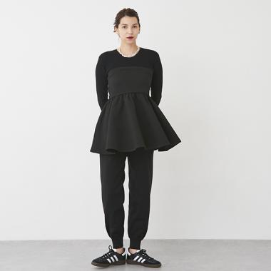 ニットパンツ