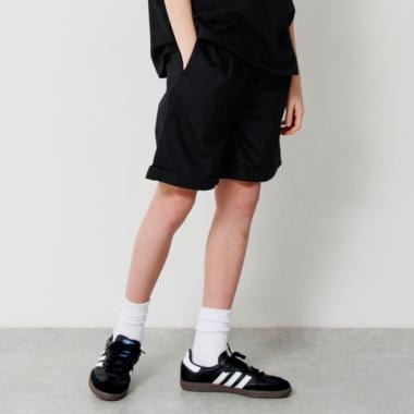 綿ポリストレッチツイル・ショートパンツ