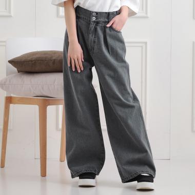 タックワイドストレートデニム