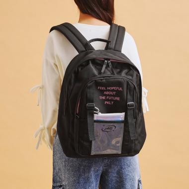 【容量約29.5Ｌ】ミニポーチ付きリュック