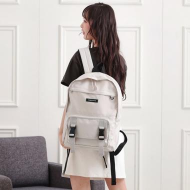 【接触冷感／容量約21L】バックルリュック