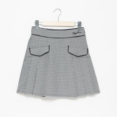★フラップつき後ろプリーツスカパン