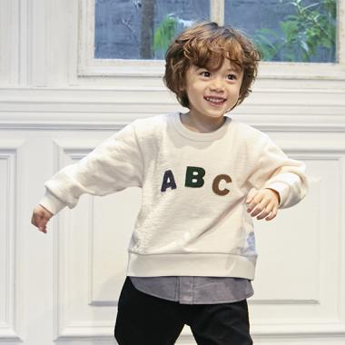 ABCアップリケトレーナー
