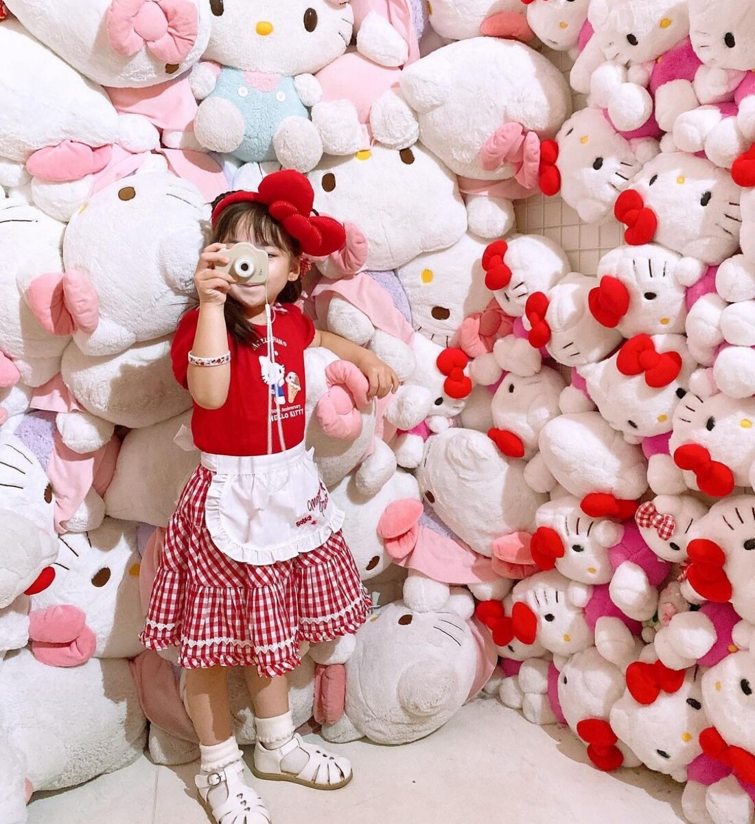 mezzo piano 50th Anniversary HELLO KITTY コラボアイテム